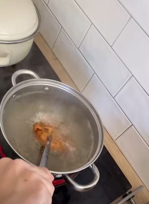 Príbeh: Tak sme tu japonskí chemici, čo majú najkvalitnejšie drogy, alebo nie? Mám takýto nápad: