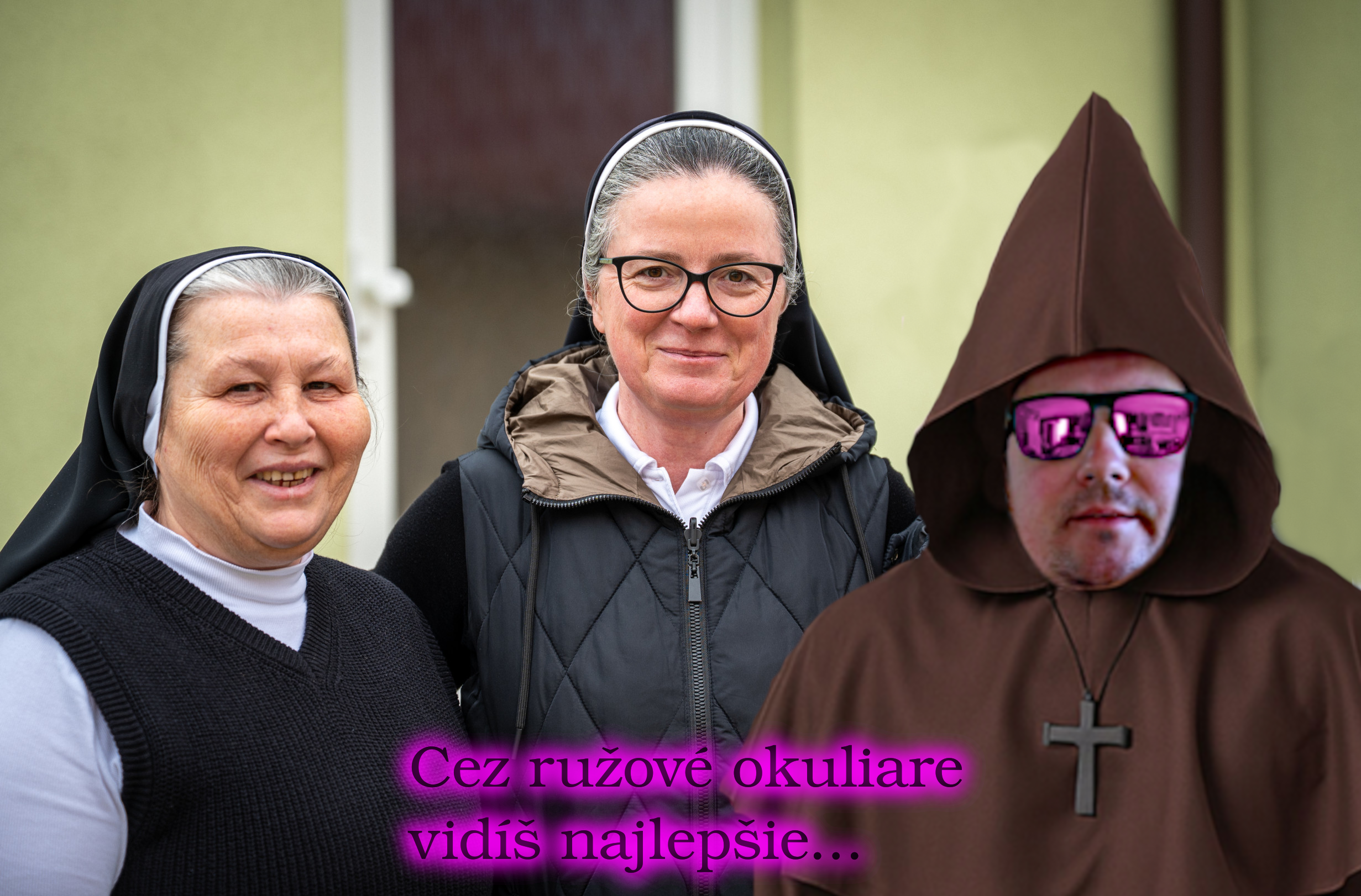 Dnes som sa hral s kompíkom ehm... Chcem povedať: Školu podporili: Microsoft, Google, Oracle, T-Systems, Katolícka univerzita v Ružomberku ;)